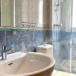 2 Bedroom Comfort With Airconditioning - Max 6 Guests 베니돔