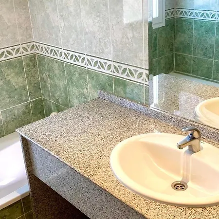 2 Bedroom Comfort With Airconditioning - Max 6 Guests Apartment Benidorm