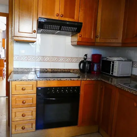 Appartement 2 Bedroom Comfort With Airconditioning - Max 6 Guests *