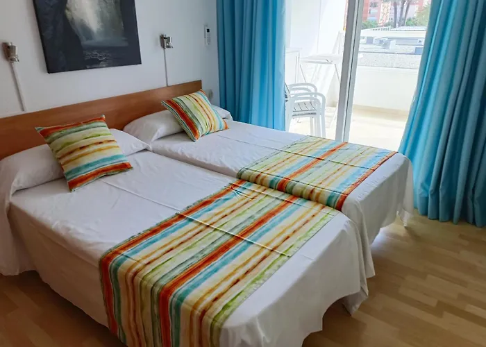 2 Bedroom Comfort With Airconditioning - Max 6 Guests Apartment
