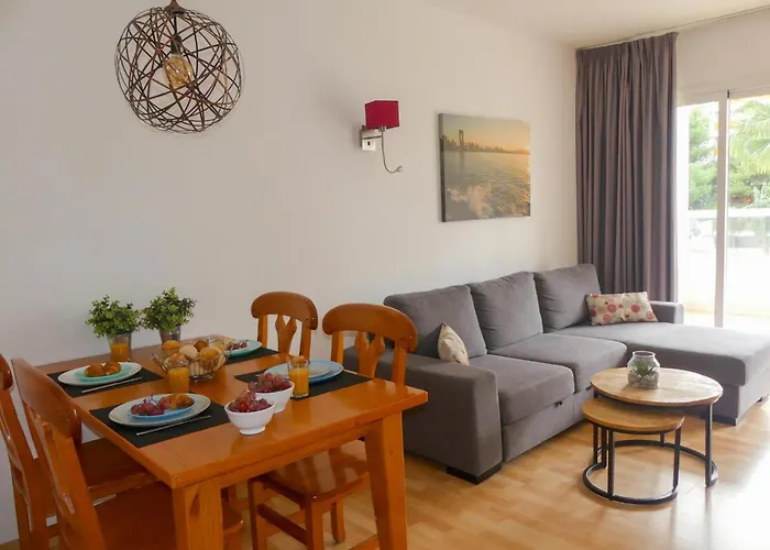 2 Bedroom Comfort With Airconditioning - Max 6 Guests Apartment