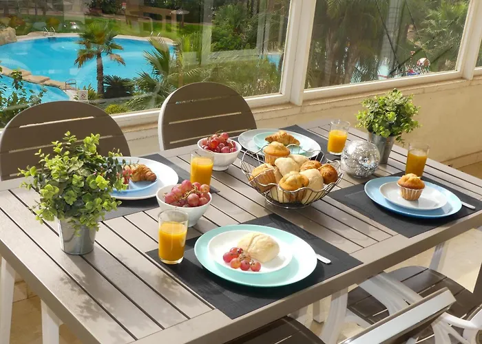 2 Bedroom Comfort With Airconditioning - Max 6 Guests Apartment