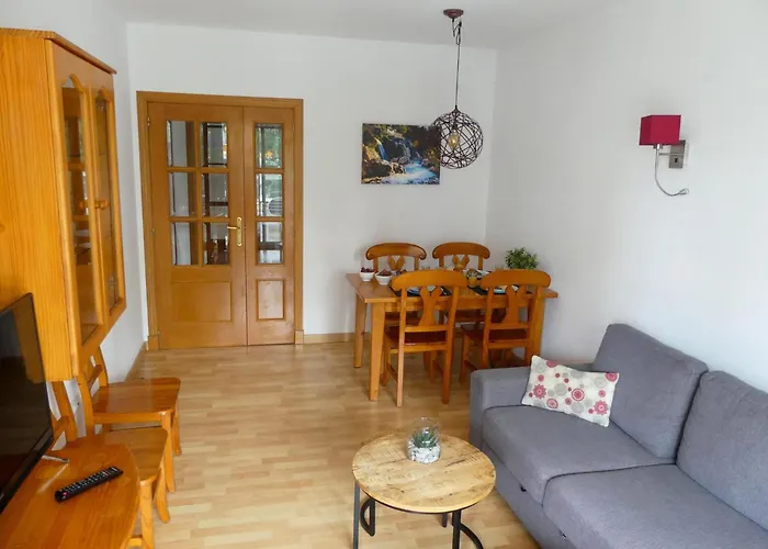 2 Bedroom Comfort With Airconditioning - Max 6 Guests * Benidorm