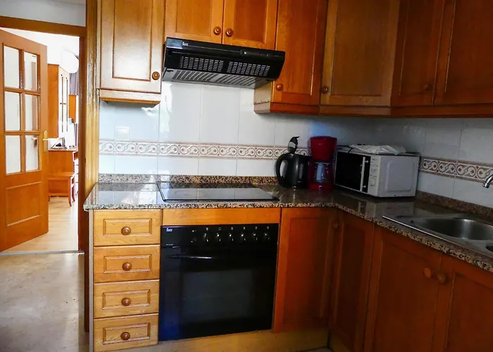 Apartment 2 Bedroom Comfort With Airconditioning - Max 6 Guests *
